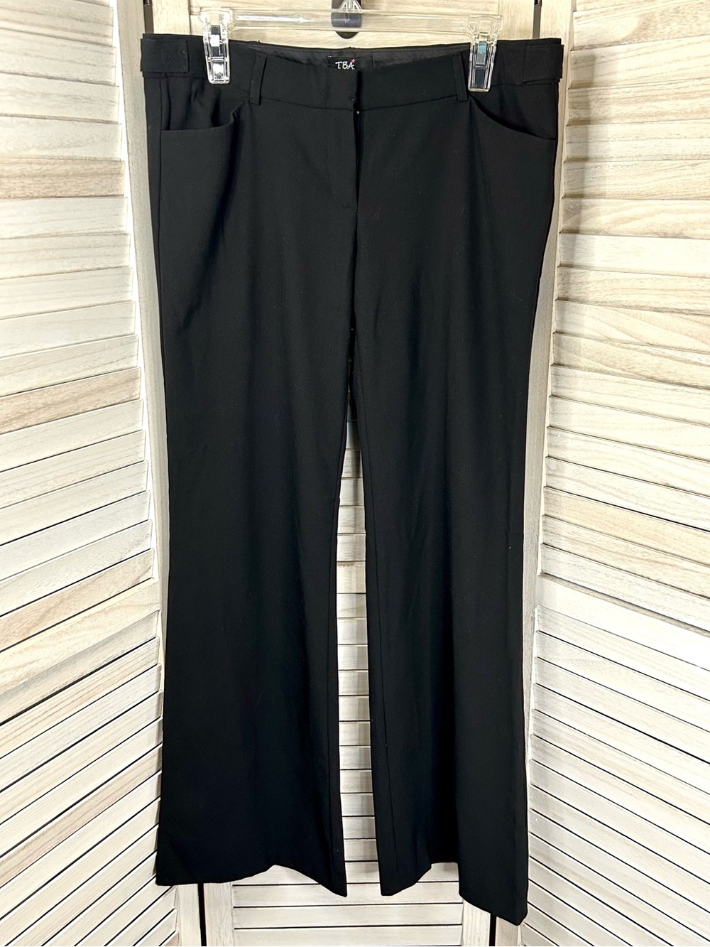 T.B.A. Black Bootcut Low Rise Dress Pants Juniors 9